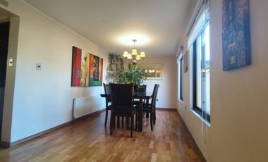 SE ARRIENDA CASA CON QUINCHO, SECTOR RESIDENCIAL LOS ACACIOS, SAN PEDRO DE LA PAZ