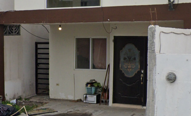 Casa A Precio De Remate Bancario En Puerta del Sol, Reynosa, Tamps.