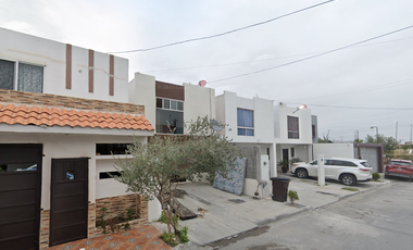 Casa A Precio De Remate Bancario En Puerta del Sol, Reynosa, Tamps.