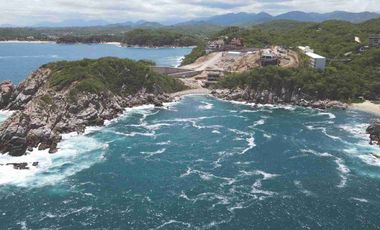 TERENOS FRENTE AL MAR