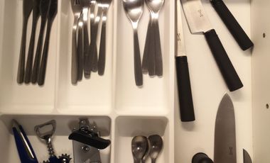 Freehold 1-Bedroom Apartment at Kandi Tower 2 Condominium for Sale