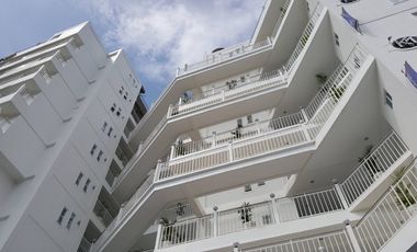 Freehold 1-Bedroom Apartment at Kandi Tower 2 Condominium for Sale