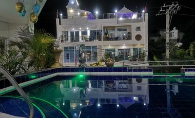 Freehold 1-Bedroom Apartment at Kandi Tower 2 Condominium for Sale