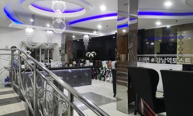 Freehold 1-Bedroom Apartment at Kandi Tower 2 Condominium for Sale