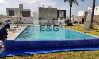 Renta de Casa en BELO HORIZONTE, atrás de Planta VW: ¡Vive la Comodidad y Seguridad que Buscas!