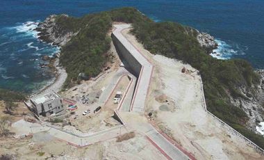 TERRENOS CON VISTA AL MAR