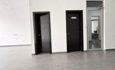 ALQUILER DE LOCAL / OFICINA DE SERVICIOS - OLIVOS