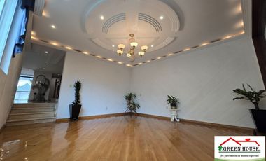 VENTA MAGNÍFICA RESIDENCIA TOTALMENTE  REMODELADA EN INSURGENTES CUICUILCO
