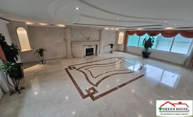 VENTA MAGNÍFICA RESIDENCIA TOTALMENTE  REMODELADA EN INSURGENTES CUICUILCO