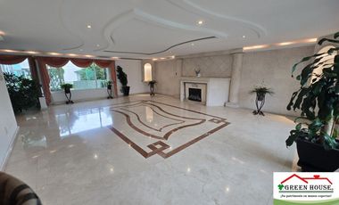 VENTA MAGNÍFICA RESIDENCIA TOTALMENTE  REMODELADA EN INSURGENTES CUICUILCO