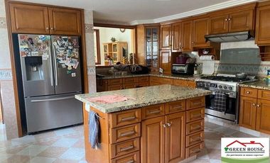 VENTA MAGNÍFICA RESIDENCIA TOTALMENTE  REMODELADA EN INSURGENTES CUICUILCO