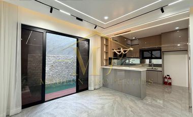 MODERN 3BR TROPICAL HOME WITH POOL FOR SALE IN CITY OF SAN FERNANDO, PAMPANGA