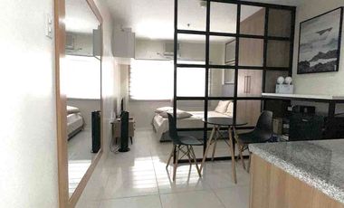 Studio Unit for rent in The Midpoint Residences