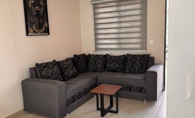 RENTA DE CASA AMUEBLADA EN VIÑEDOS SALIDA LEON SILAO