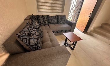 RENTA DE CASA AMUEBLADA EN VIÑEDOS SALIDA LEON SILAO