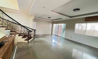 6BR Bare Woodridge House for Rent