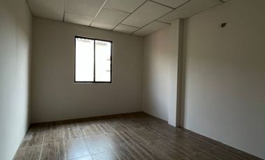 CASA REMODELADA EN VENTA URB. LA JOYA ETAPA ÁMBAR