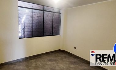 SE VENDE CASA EN SAN JUAN DE MIRAFLORES