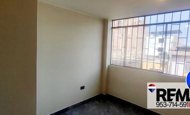 SE VENDE CASA EN SAN JUAN DE MIRAFLORES