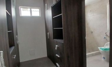 CASA EN VENTA DE ESTRENO EN PORTÓN DEL RÍO