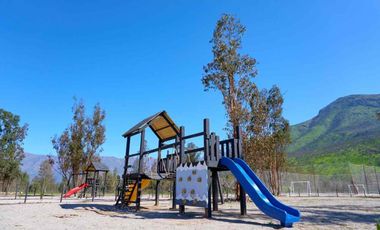 Parcela con Rol propio, luz y agua