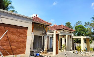 RUMAH ETNIK DALAM PERUMAHAN DEKAT AKMIL MAGELANG