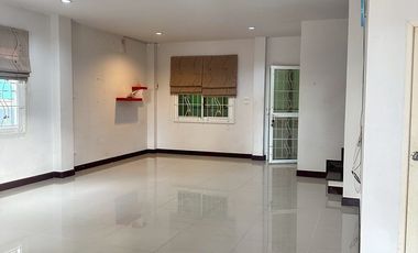Private Location!! Spacious Single House for Sale in a Secure, Flood-Free Area – No Earthquake Cracks Located in “Vista Ville Phase 2”,