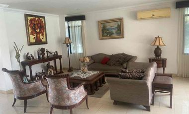 ALQ CASA URB. LAS RIVERAS