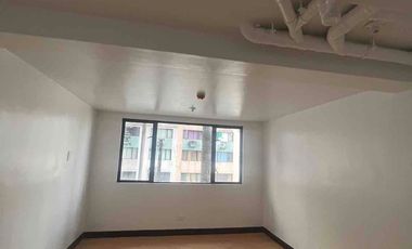 ‼️📣SUPER SALE PROMO‼️CLEAN TITLE PERPETUAL OWNERSHIP Top HIGH END Condo Modern Minimialist Condo near MAKATI BGC ROCKWELL AIRPORT  Hotel Mall Resturants and Airport Hospital School Office