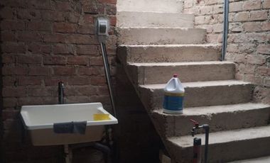 OCASION: CASA DE 1 PISO CON PROYECCION