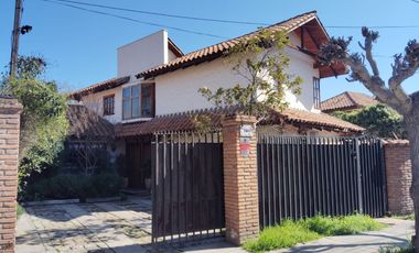 Magnifica Casa En El Mejor Barrio De San Felipe