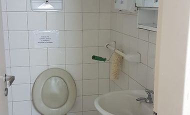 VENTA amplia oficina, centro Mendoza