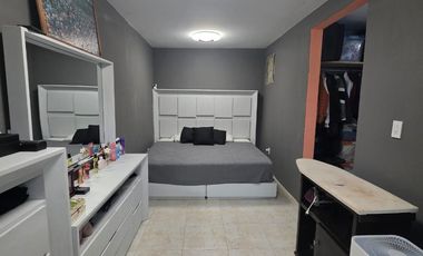 Casa en Fraccionamiento Laureles Erendira