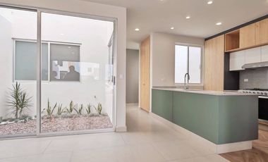 VENTA DE HERMOSA CASA EN SANTA BARBARA