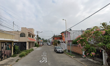 Estrena esta propiedad ubicada en la colonia Las Palmas, Ver. A un precio de remate.