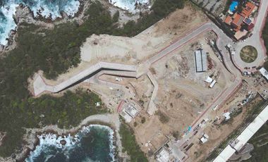 TERRENOS FRENTE AL MAR