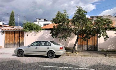 Ibarra, Sector Parque Chile, rento casa para uso Comercial !