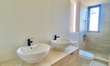 NO TE PIERDAS LA OPORTUNIDAD DE VIVIR EN ESTA HERMOSA CASA CAMINO A COIHUECO KILOMETRO 7