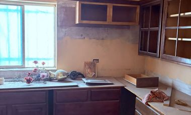 ATENCION INVERSIONISTAS, GRAN CASA EN EXCELENTE UBICACION, PARA REMODELAR
