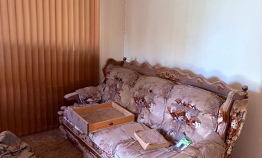 ATENCION INVERSIONISTAS, GRAN CASA EN EXCELENTE UBICACION, PARA REMODELAR