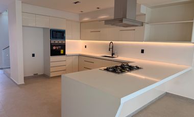 Magnifica casa con Roof Garden en PREVENTA en Delicias, Cuernavaca - Entrega en Septiembre de 2025