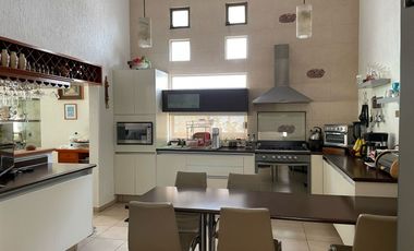 CASA EN VENTA EN FRACCIONAMIENTO LOMAS DE COCOYOC MORELOS