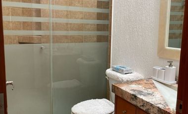 CASA EN VENTA EN FRACCIONAMIENTO LOMAS DE COCOYOC MORELOS