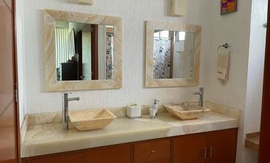 CASA EN VENTA EN FRACCIONAMIENTO LOMAS DE COCOYOC MORELOS