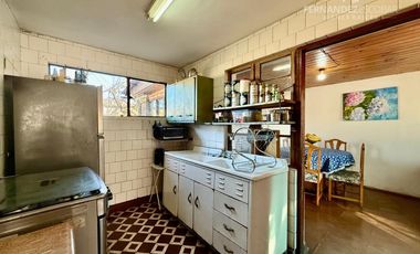 SAN FELIPE - VENDE CASA 5D 2B EN PLENO CENTRO