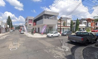 Inversión Segura y Rentable en Bienes Raíces, Casa en Col. Lomas del Valle, Michoacán, Mex.