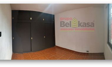 Venta de departamento de 3 recámaras en Valle de Aragón 1a secc.