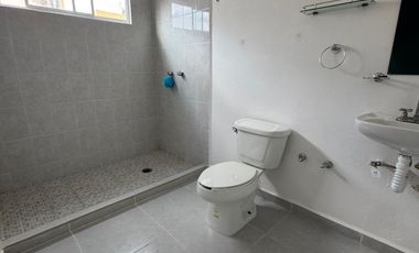 SE VENDE CASA UBICADA EN RESIDENCIAL AMBAR, CANCUN