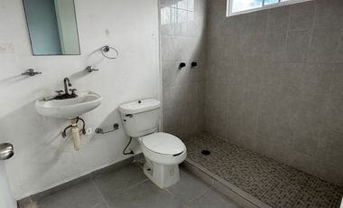 SE VENDE CASA UBICADA EN RESIDENCIAL AMBAR, CANCUN