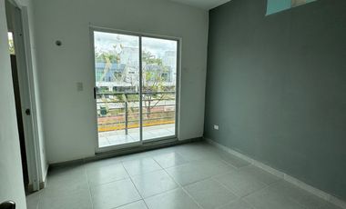 SE VENDE CASA UBICADA EN RESIDENCIAL AMBAR, CANCUN